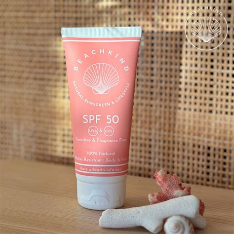 Fysikaalinen aurinkosuoja Beachkind SPF 50 Sensitive 100ml.